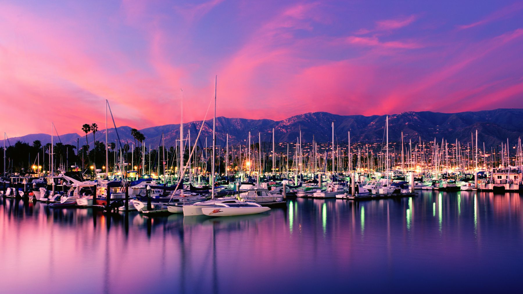 A photo of the Santa Barbara harbor at sunset